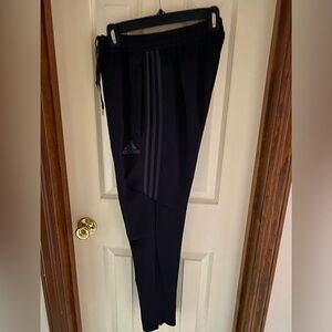 Adidas Men’s Black Lightweight Climacool Jogger -Small